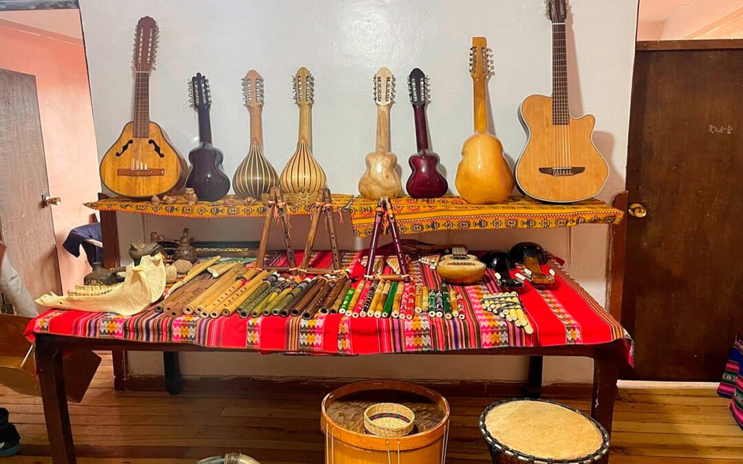 Luthier de Musica Andina en Cusco: Artesanos de la Tradición Musical